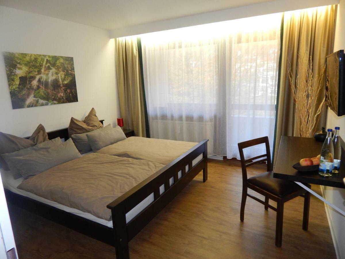 Free Apartment - Bei Den Thermen Bad Urach Extérieur photo